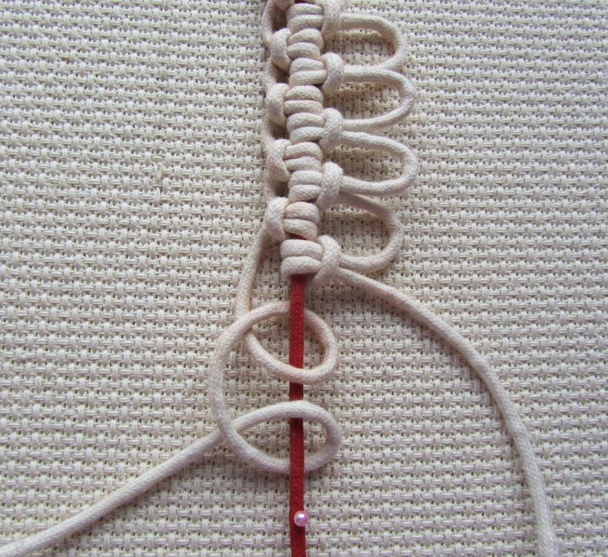 The Complete Macrame Weaving Guide for Beginners