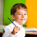 A child chews pencils and pens: advice from psychologists Pathological reasons: neurosis or anxiety